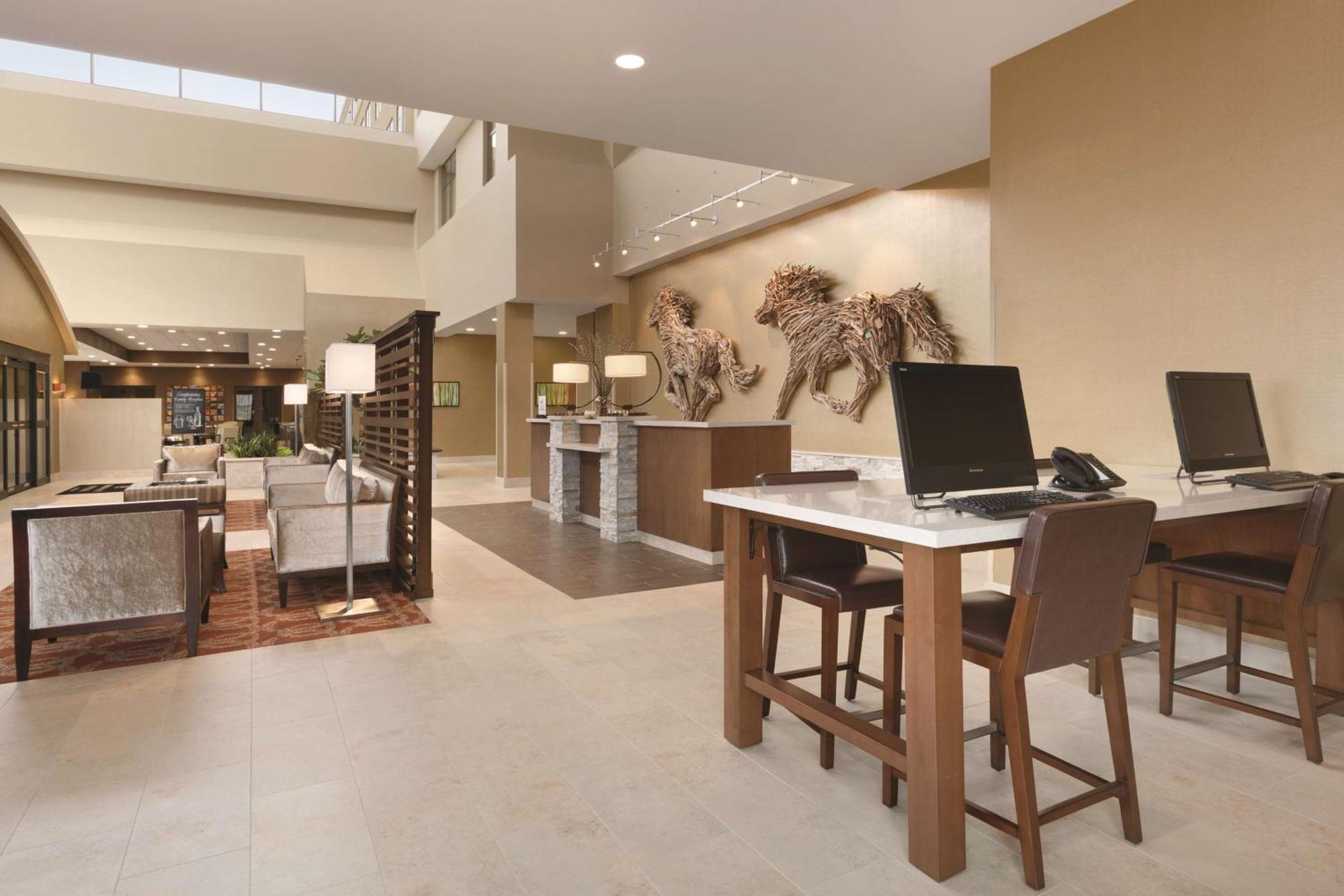 Embassy Suites By Hilton Akron Canton Airport North Canton Kültér fotó