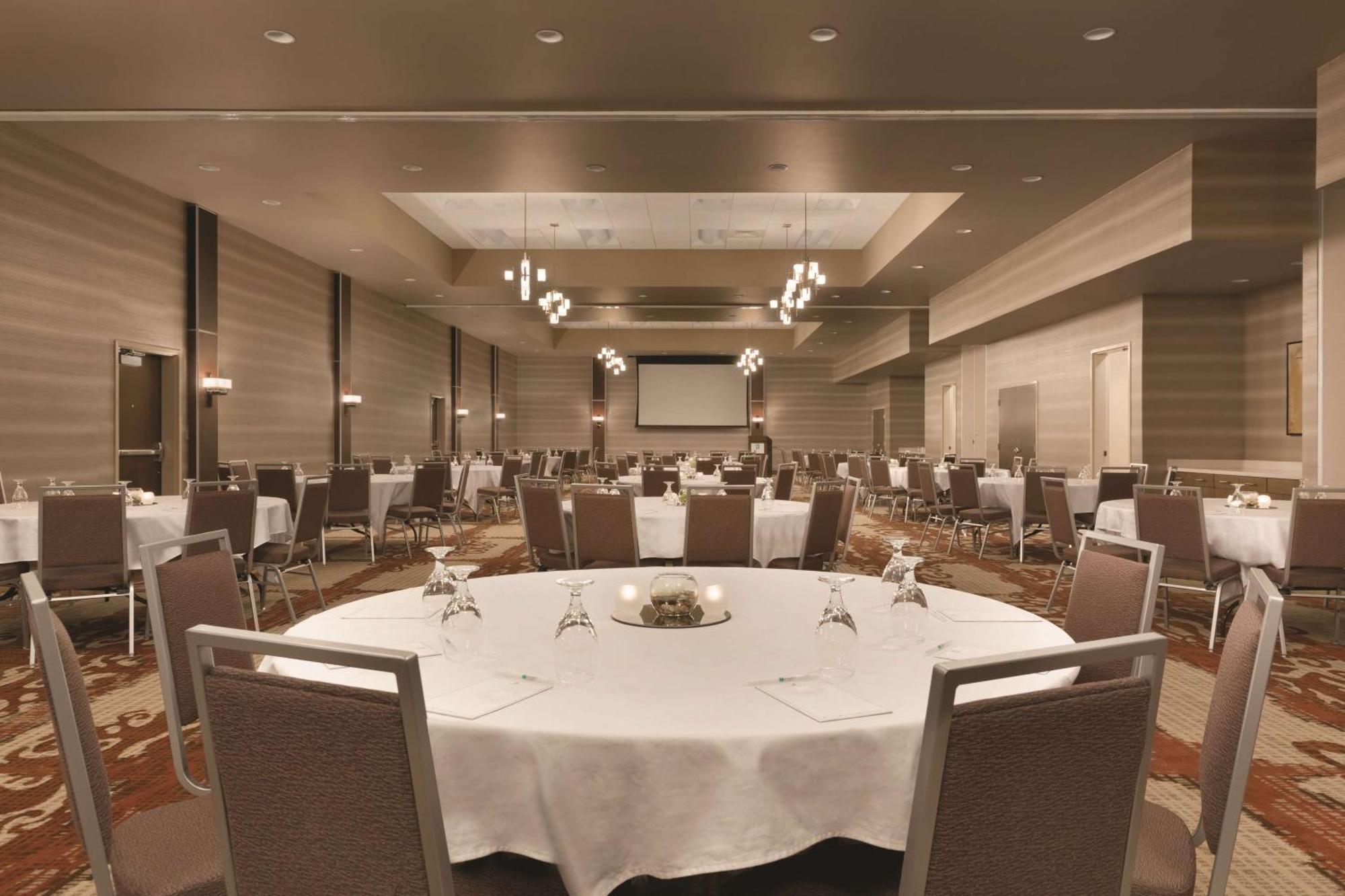 Embassy Suites By Hilton Akron Canton Airport North Canton Kültér fotó