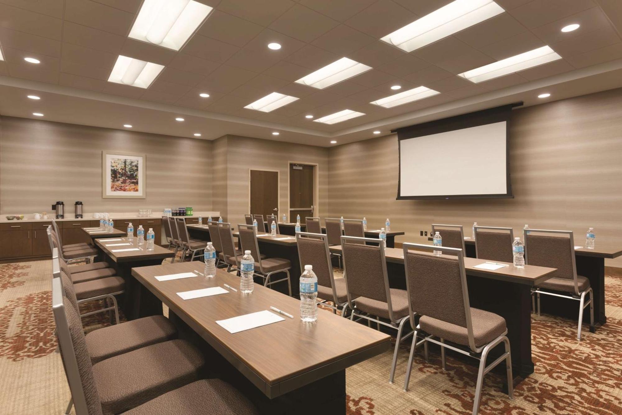 Embassy Suites By Hilton Akron Canton Airport North Canton Kültér fotó