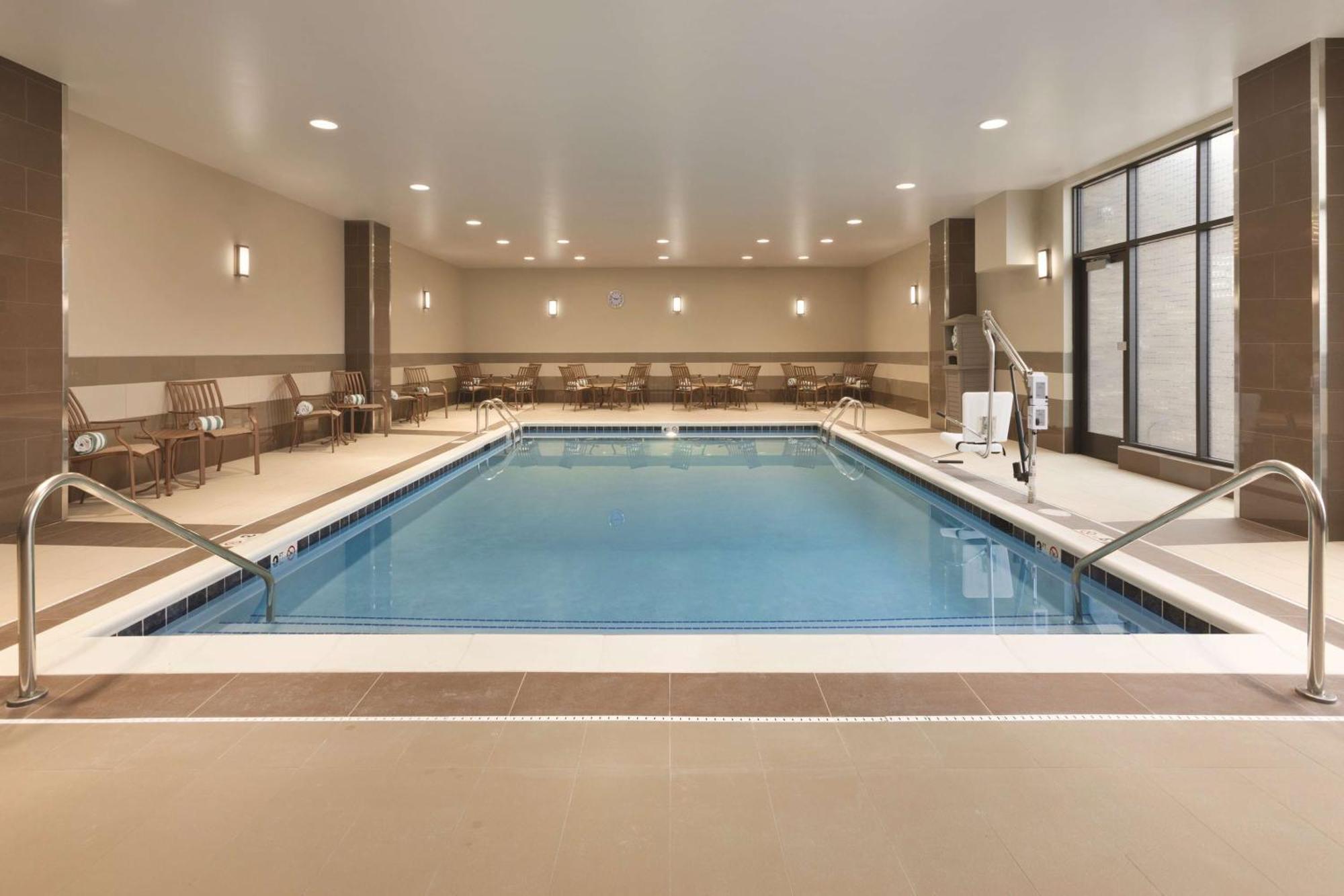 Embassy Suites By Hilton Akron Canton Airport North Canton Kültér fotó