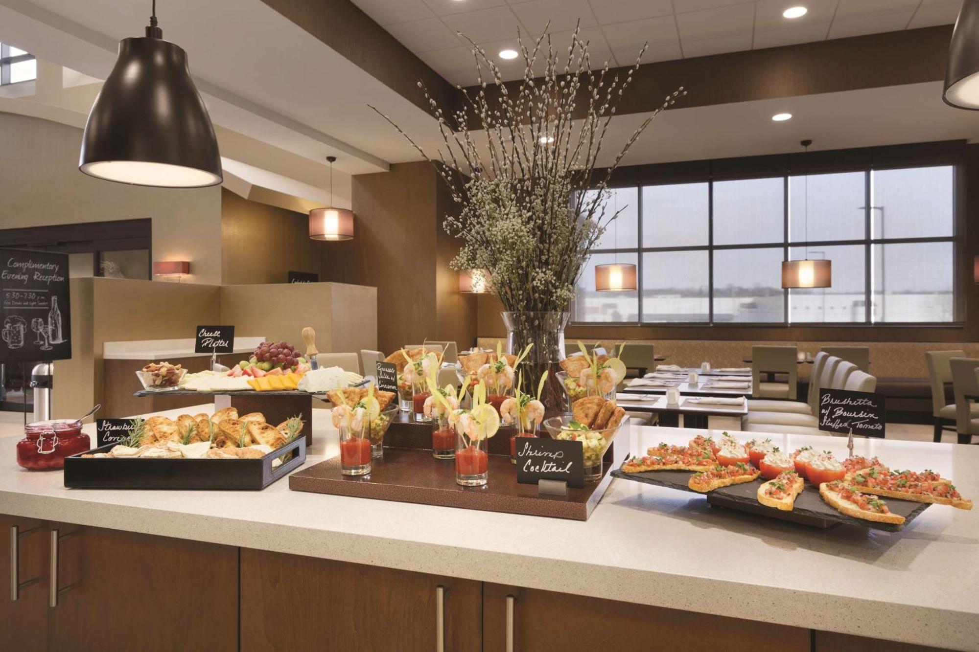 Embassy Suites By Hilton Akron Canton Airport North Canton Kültér fotó