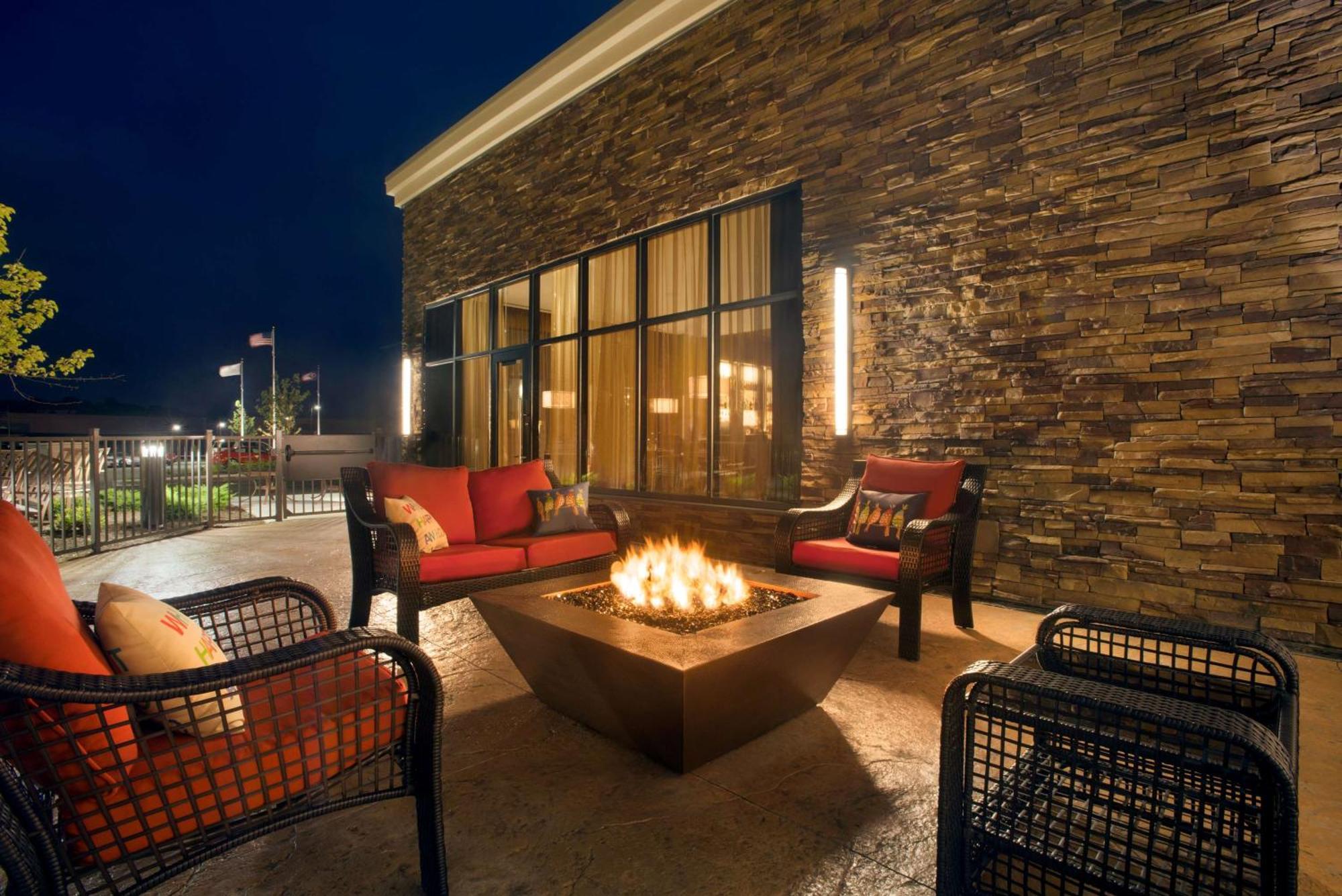 Embassy Suites By Hilton Akron Canton Airport North Canton Kültér fotó